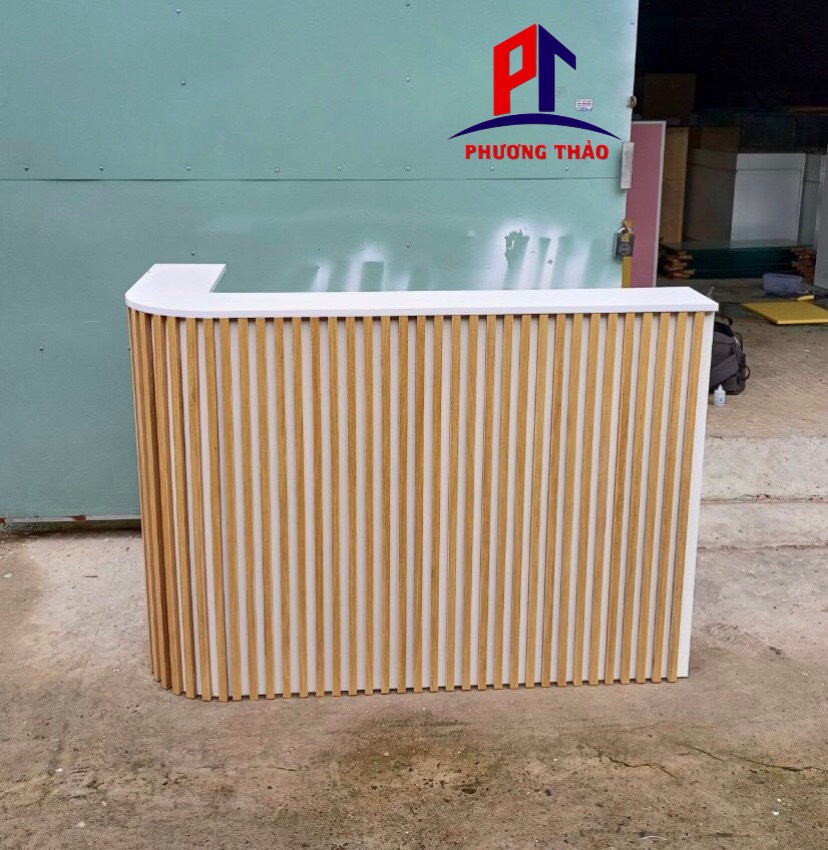 Quầy lễ tân 1m6